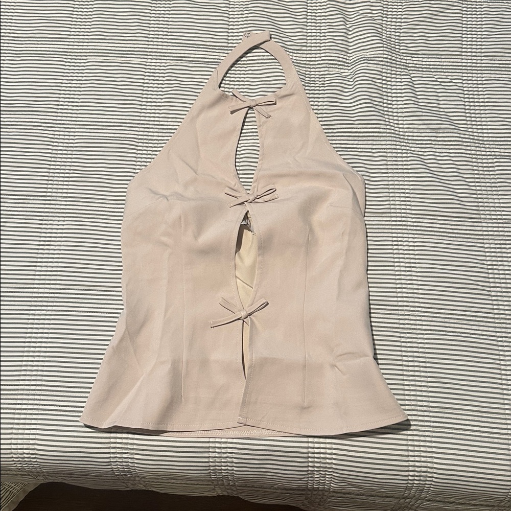 Stylish Halter Top in Light Pink